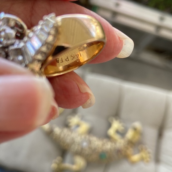 Diamond cocktail Ring - Picture 7 of 8